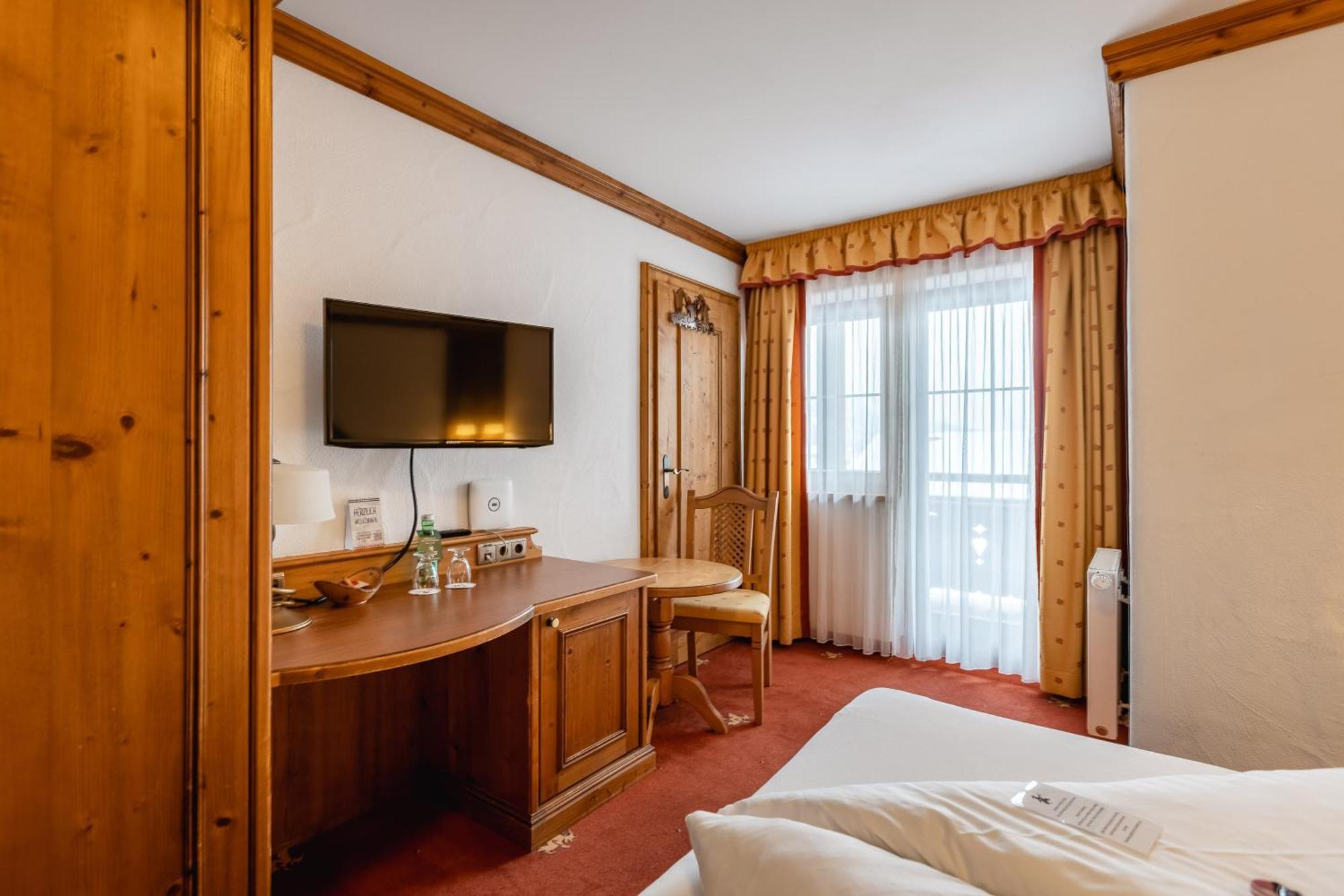 Hotel Restaurant Hexenalm Söll Екстериор снимка